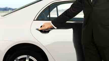 Benefits of hiring a private car or limo service